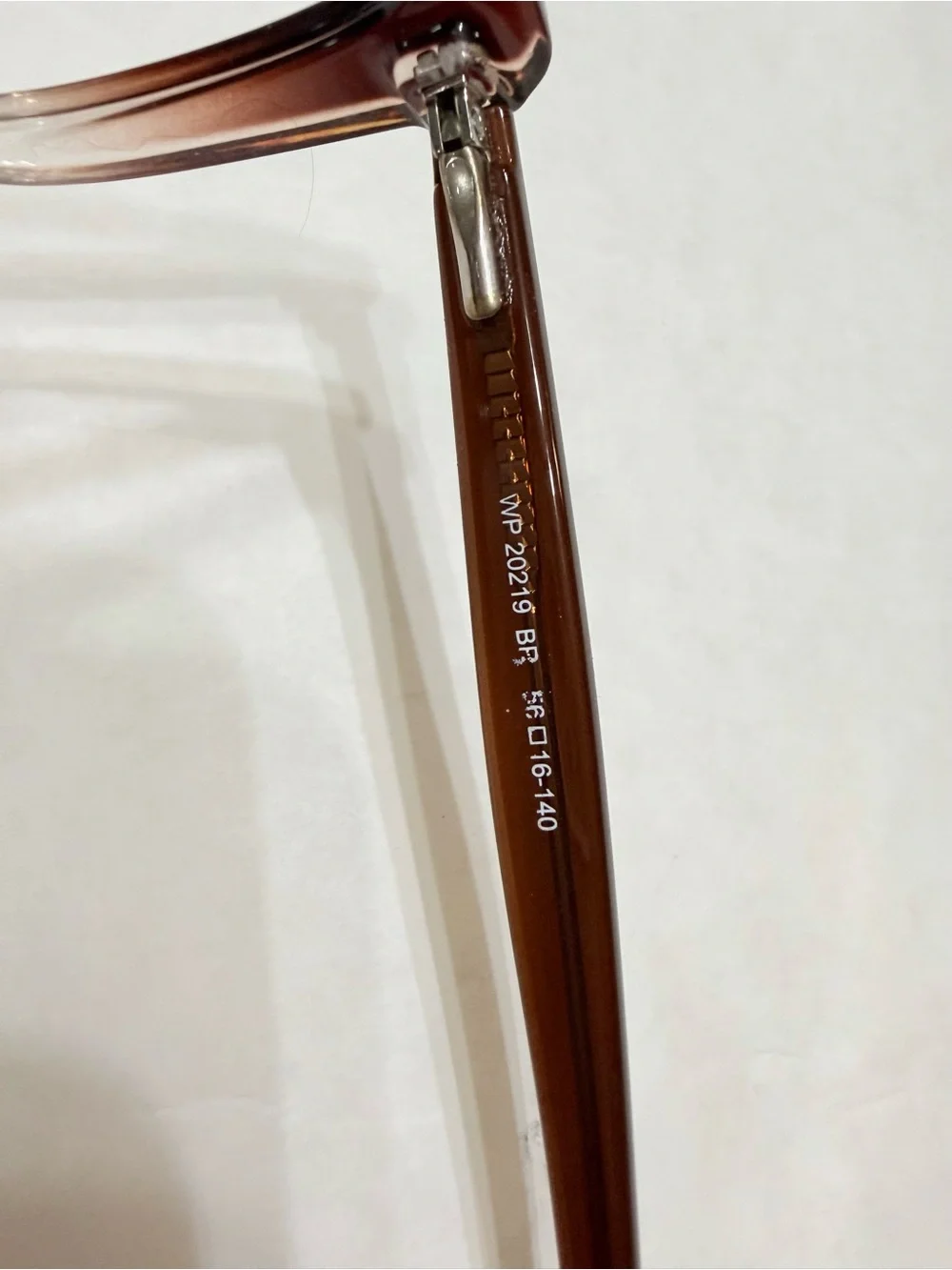 Chic Two-Tone Brown Gradient Cat-Eye Eyeglass Frames - Size 56-16-140